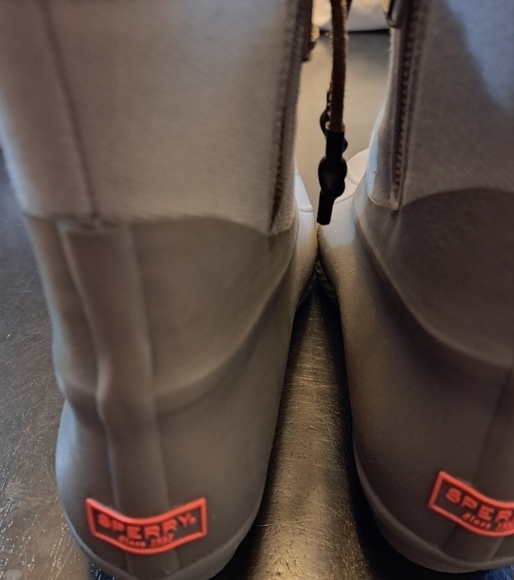 Sperry Top Sider Saltwater Boot - Picture 5 of 11